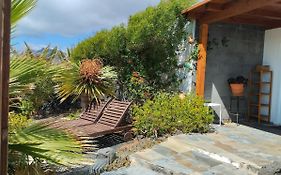 Beautiful Small Bungalow, Amazing Views And Garden